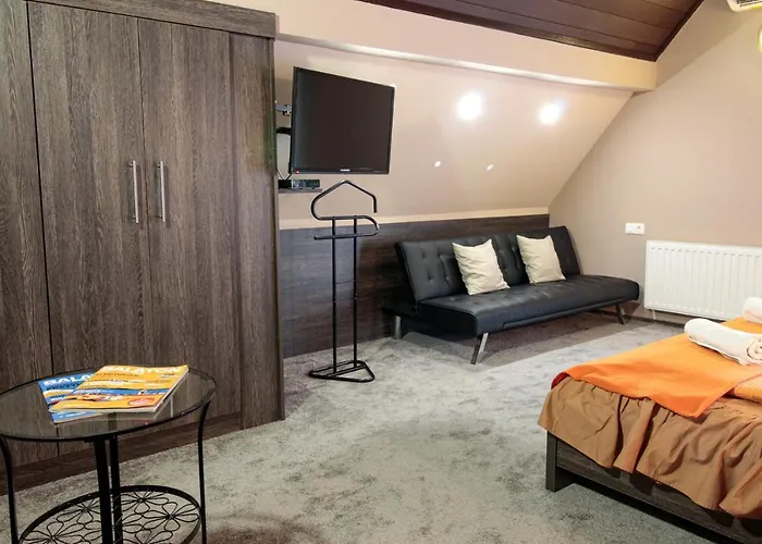 Emi Vendeghaz בית הארחה Balatonszárszó