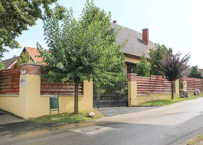 בית הארחה Emi Vendeghaz