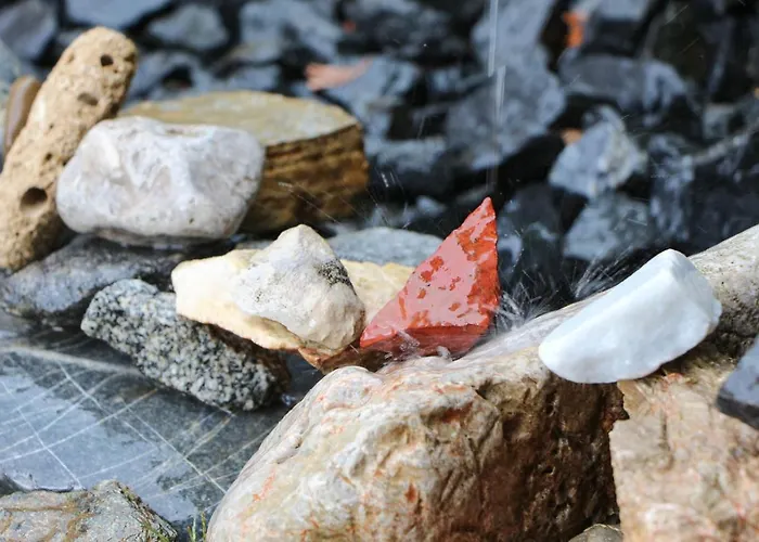 招待所 艾米温德嘉斯旅馆 Balatonszárszó